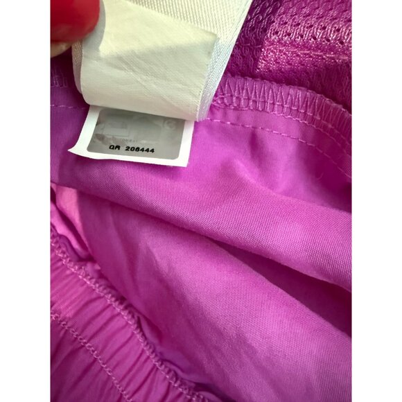 North Face Shorts Womens Size Medium Purple 3.5" Pull On Hiking Hybrid Short - Picture 5 of 10